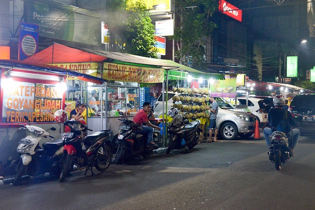 Roadside medicine men