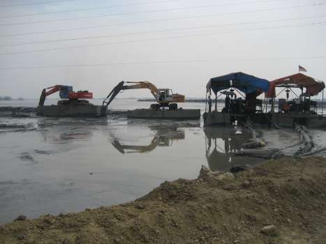 Lumpur_Okt07-2.jpg Lumpur_Okt07-2.jpg